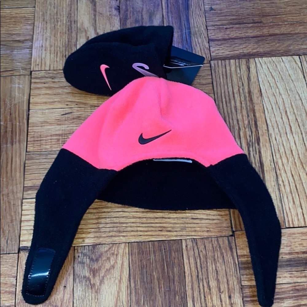 NWT Nike pink and black infant hat and mitten set